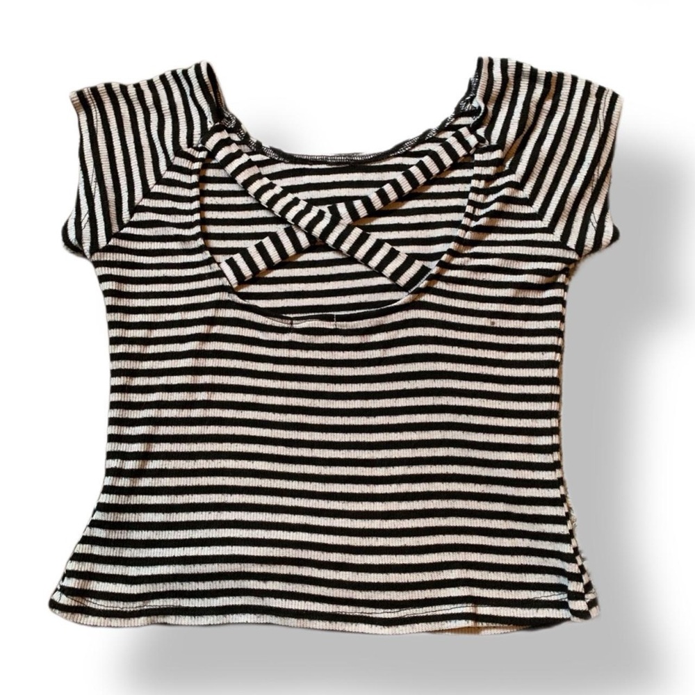 Elegant Black and White Striped Crop Top with Crossed Back Design